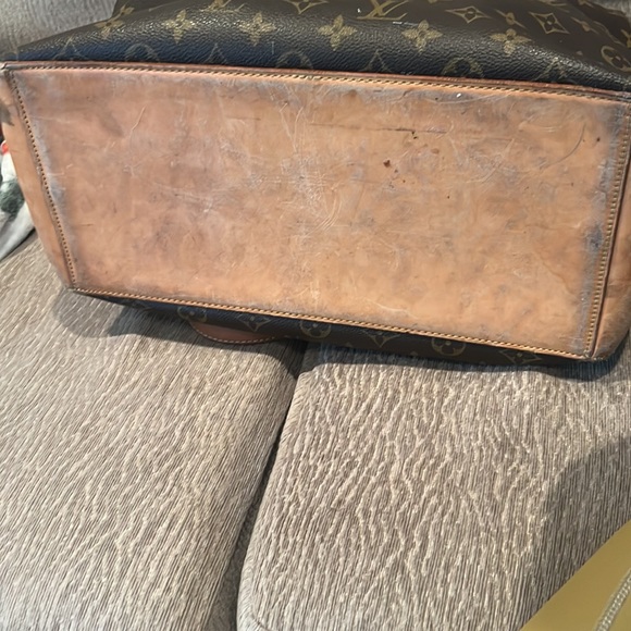 Authentic Louis Vuitton Piano Canvas Bag, Bought off Poshmark and reselling it! - Picture 5 of 9